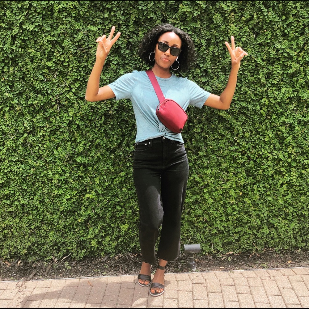 Meet your Posher, Emonne